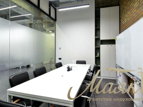 комерційна за адресою Саксаганського вул., 120