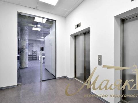 комерційна за адресою Саксаганського вул., 120