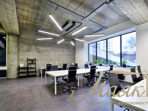 комерційна за адресою Саксаганського вул., 120