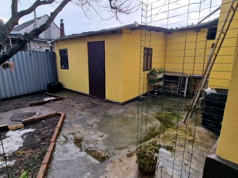 будинок за адресою Вереснева пл.