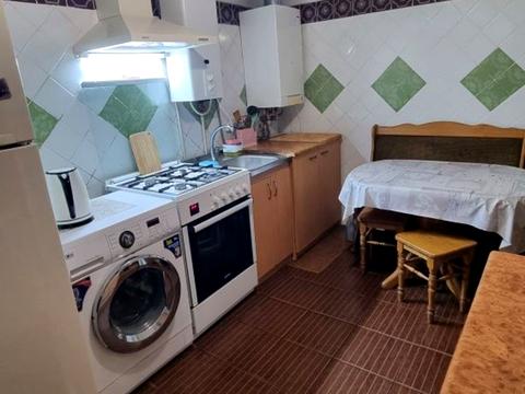 будинок за адресою Вереснева пл.