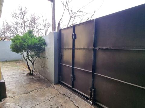 будинок за адресою Вереснева пл.