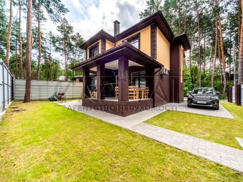 будинок за адресою Абрикосова вул., 100