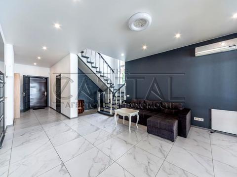 будинок за адресою Абрикосова вул., 100