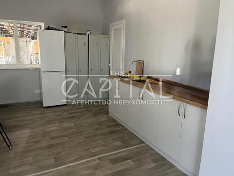 коммерческая по адресу Житомирская ул., 1