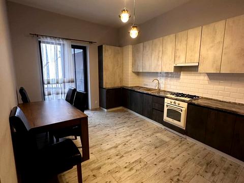 квартира за адресою Дайбозька вул., 4