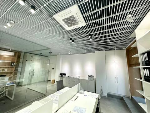 комерційна за адресою Набережна Перемоги вул., 112-Д