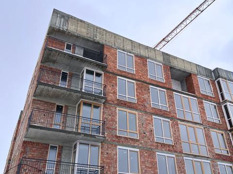 комерційна за адресою Данила Галицького вул., 2