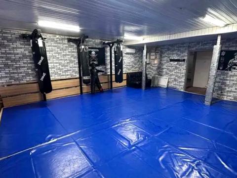 комерційна за адресою Щепкіна вул., 10 Б