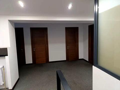 комерційна за адресою Старокозацька вул. (Комсомольська), 4