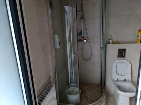 комерційна за адресою Старокозацька вул. (Комсомольська), 4