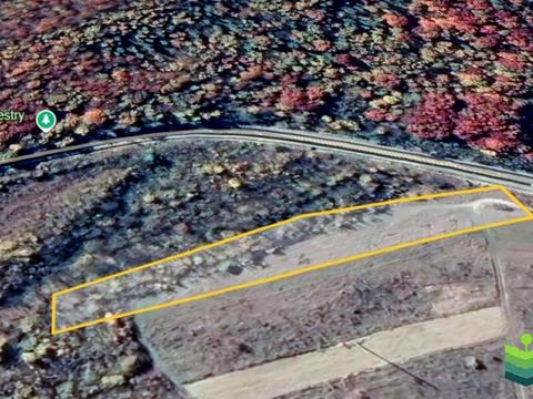 участок по адресу 