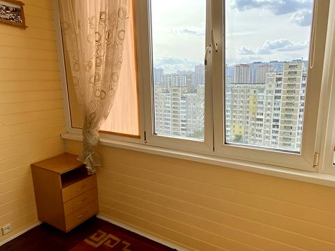 квартира за адресою Ревуцького вул., 7-А