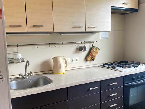 квартира за адресою Дмитра Луценка вул. (Крейсера "Аврора"), 9