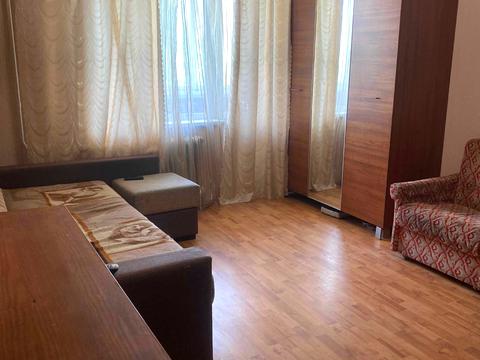 квартира за адресою Дмитра Луценка вул. (Крейсера "Аврора"), 9