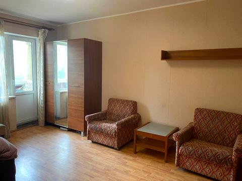 квартира за адресою Дмитра Луценка вул. (Крейсера "Аврора"), 9