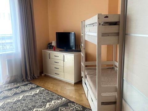 квартира за адресою Мирона Тарнавського вул. (Кутузова), 34