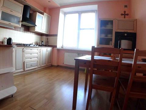 квартира за адресою Мирона Тарнавського вул. (Кутузова), 34