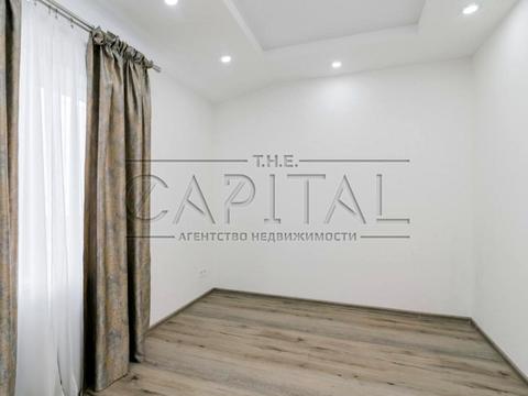 будинок за адресою набережна, 1