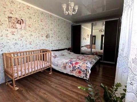 будинок за адресою Осіння вул.