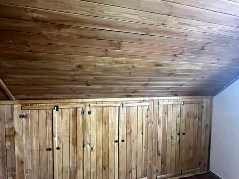 будинок за адресою Осіння вул.