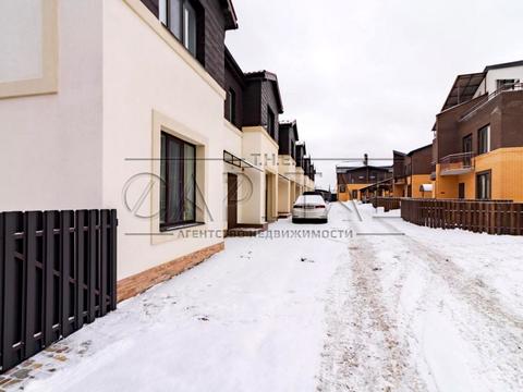 будинок за адресою набережна, 1