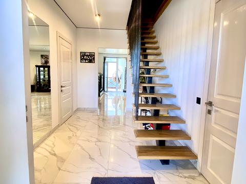 будинок за адресою Київська