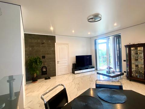 будинок за адресою Київська