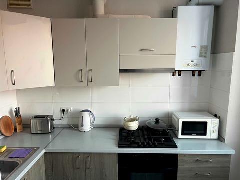 квартира за адресою с. Петропавлівська борщагівка, Миру вул., 9 кор.1