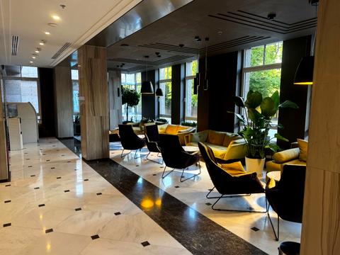 коммерческая по адресу Михаила Грушевского ул., 9