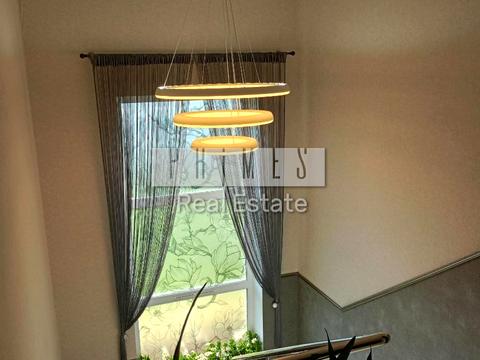 будинок за адресою серпнева