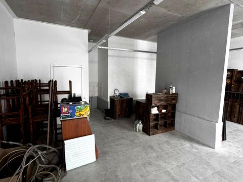 коммерческая по адресу с. Басовка, Зелена, 1