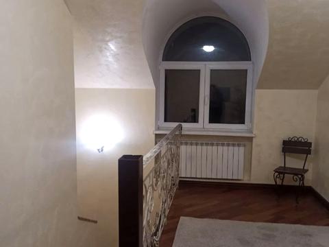 будинок за адресою Незалежності