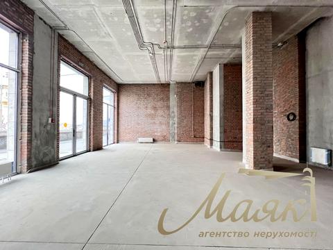 комерційна за адресою Набережно-Хрещатицька вул., 21