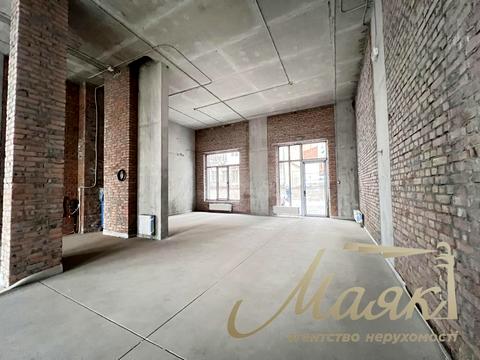 комерційна за адресою Набережно-Хрещатицька вул., 21