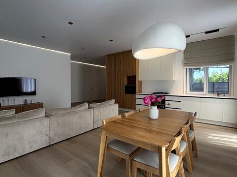 дом по адресу За шлагбаумом