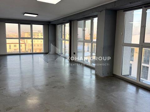 комерційна за адресою Святослава Хороброго вул., 5