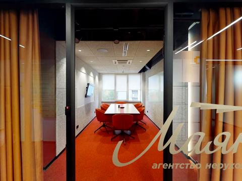 комерційна за адресою Київ, Миколи Василенка вул., 7