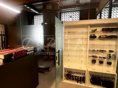 коммерческая по адресу Степана Бандеры просп. (Московський), 4