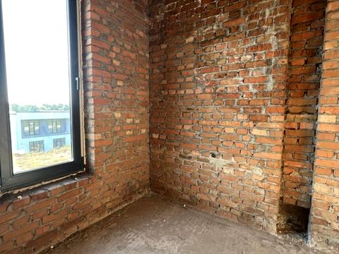 дом по адресу Лучіано Паваротті