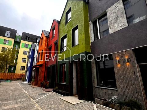 будинок за адресою Леоніда Каденюка вул., 4