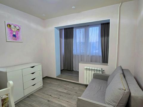 квартира за адресою Олександрійський бульв. (50-річчя Перемоги), 137