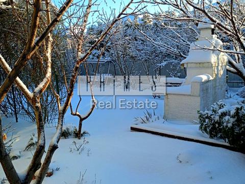 будинок за адресою ...