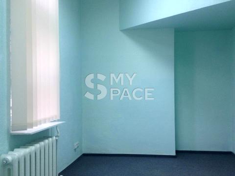 комерційна за адресою Антоновича вул. (Горького), 103-А