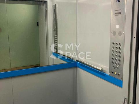 комерційна за адресою Антоновича вул. (Горького), 103-А