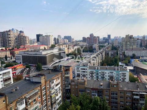 комерційна за адресою Антоновича вул. (Горького), 103-А