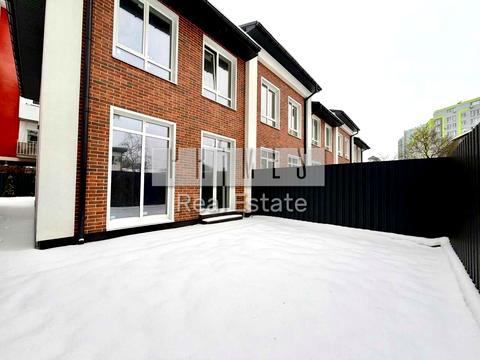 будинок за адресою Павла Загребельного вул.