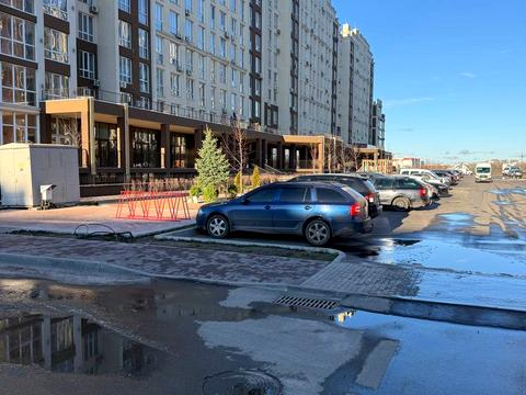 коммерческая по адресу Богуславская ул., (Будинок 7)