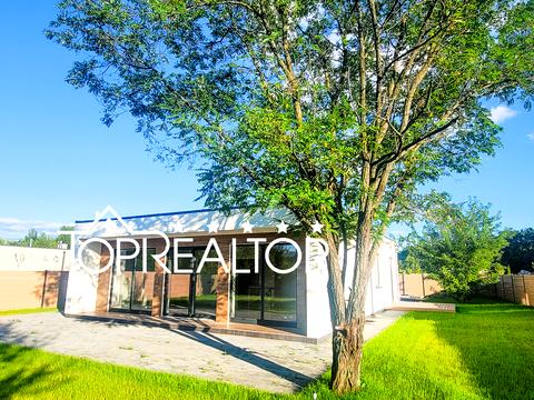 будинок за адресою Лісна