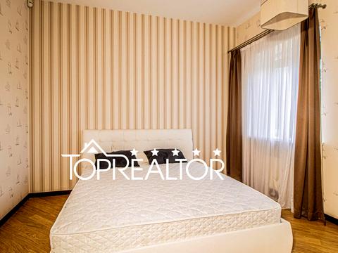 будинок за адресою Лісна